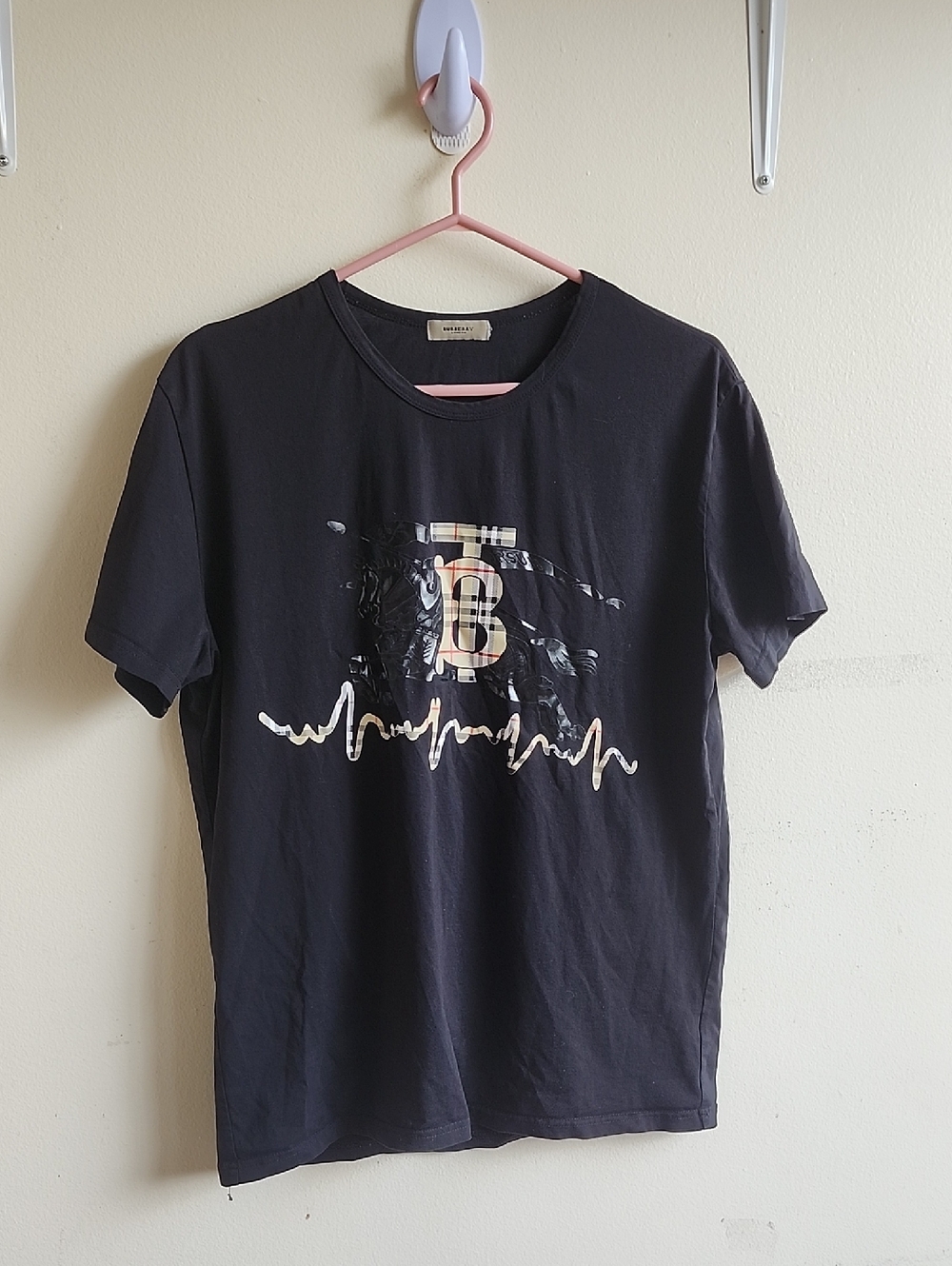Burberry London Black T Shirt, Large?